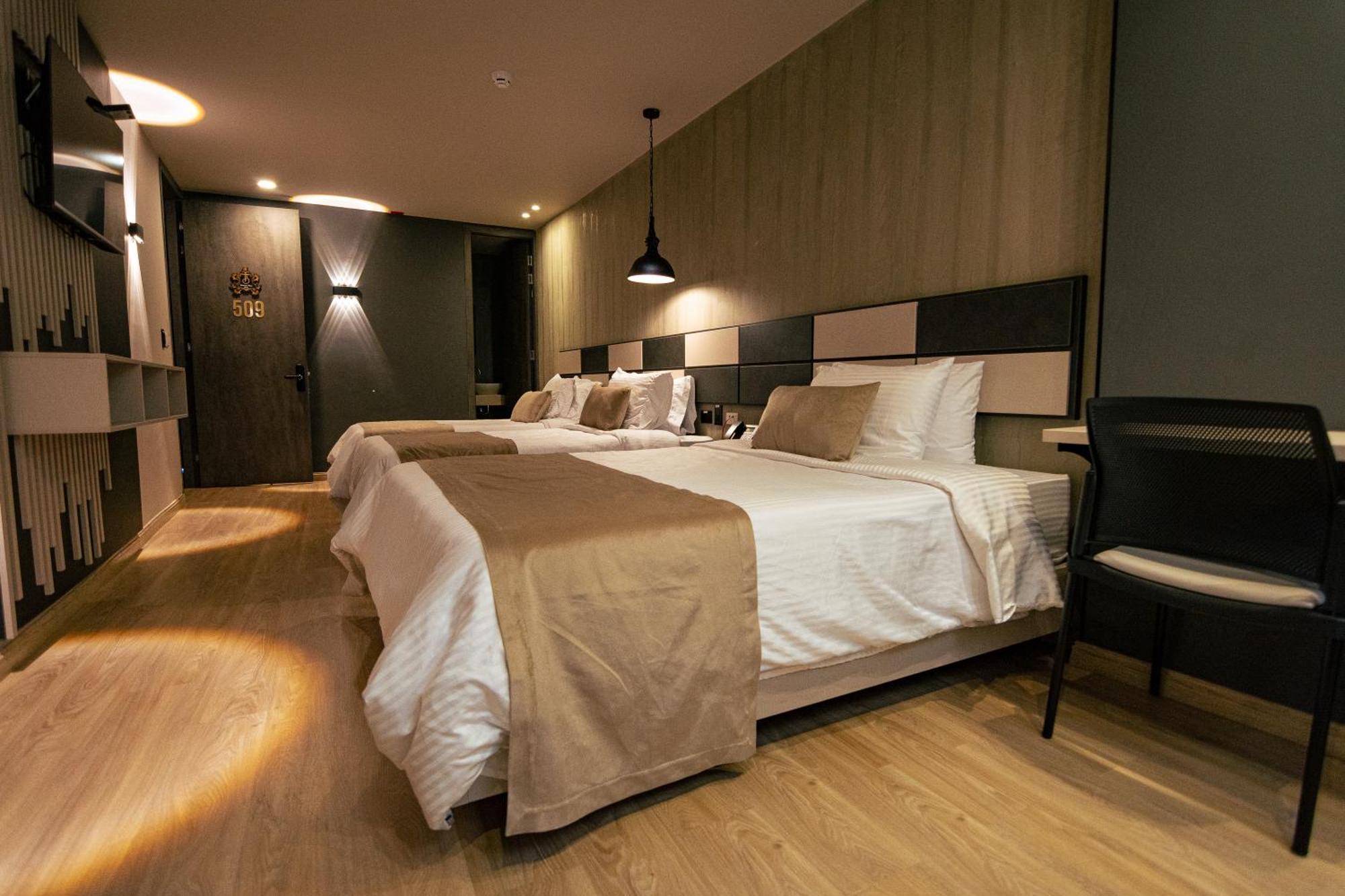 Balmoral Plaza Hotel Pereira Exterior photo
